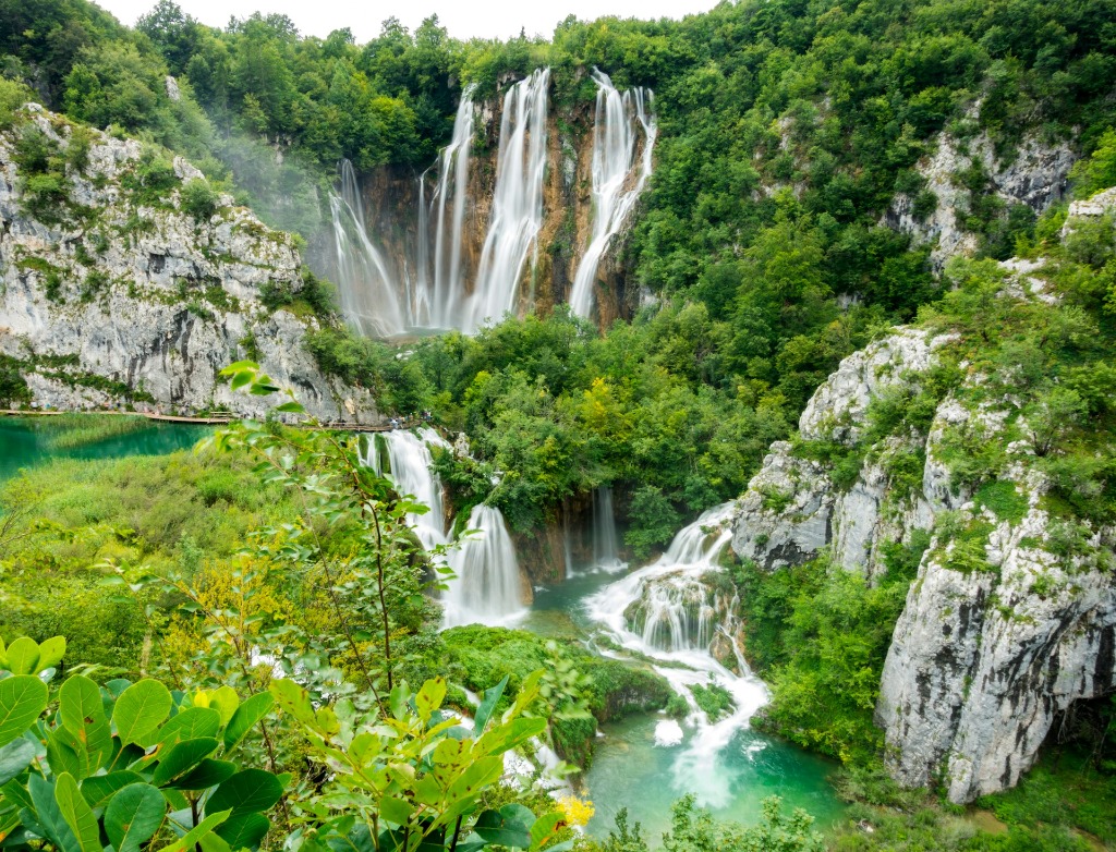 Plitvice Lakes – private transfer from Vodice to Plitvice Lakes